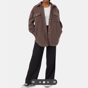 Tentree Women’s Sunday Sherpa Jacket | size L | purple brown color